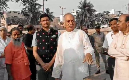 Gajapati Maharaja inspects Puri Srimandir's Parikrama project