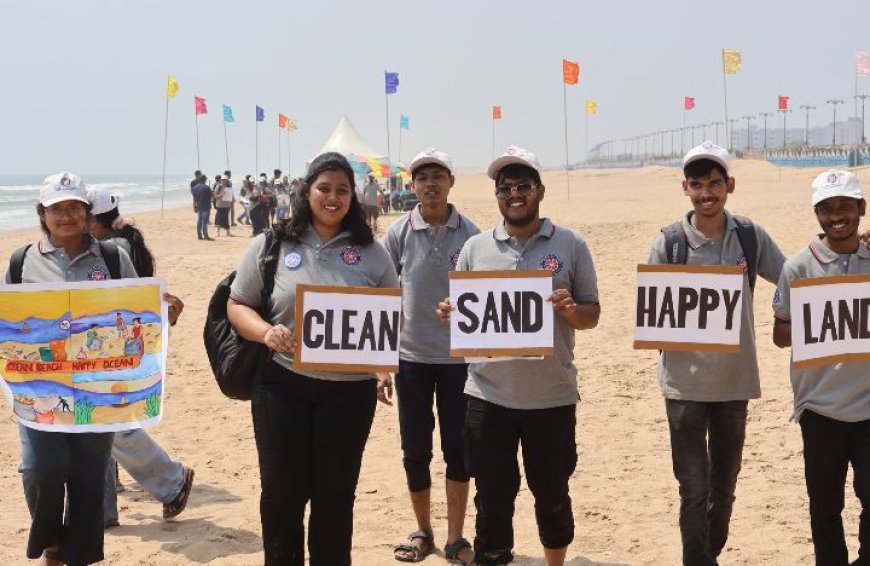 ସାତ୍ୱିକ ସୋଲ୍ ଫାଉଣ୍ଡେସନ୍ ସହିତ ପୁରୀ ବେଳାଭୂମି ସଫେଇ କାର୍ଯ୍ୟରେ ନେତୃତ୍ୱ ନେଉଛନ୍ତି ଏକ୍ସ ଆଇ ଏମ୍ ବିଶ୍ୱବିଦ୍ୟାଳୟର ଏନ୍ ଏସ୍ ଏସ୍ ସ୍ୱେଚ୍ଛାସେବକମାନେ