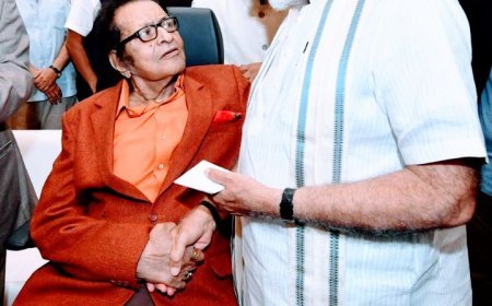 PM Modi expresses condolences on passing away of veteran Indian film actor Manoj Kumar