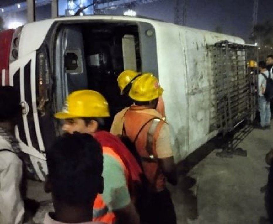 One dead, over six injured as bus overturns inside coal mine