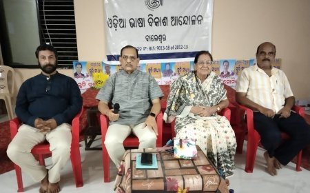 Discussion on Medical Science Held on the 8th Day of 'Language Fortnight' Observed by Odia Bhasa Bikash Andolan