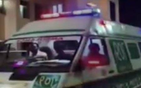 Pickup van carrying over 35 women overturns