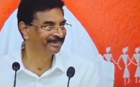 Odisha Governor reviews  developmental works in Cuttack