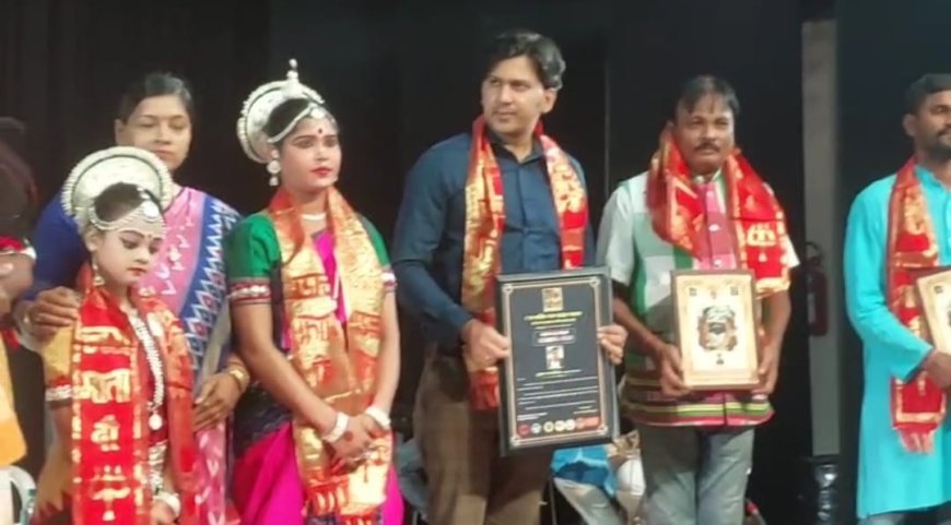 Jay Maa Bhawani Charitable Trust celebrates Raja Utsav with great enthusiasm; felicitates distinguished personalities