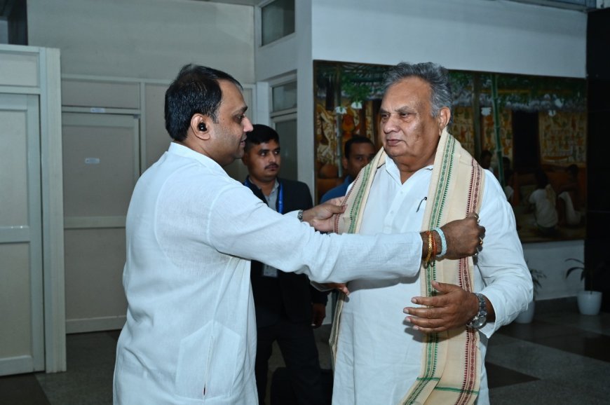 ରାଷ୍ଟ୍ରୀୟ ଲୋକ ଦଳ ନ୍ୟାସନାଲ ଜେନେରାଲ ସେକ୍ରେଟାରୀ ଅର୍ଗାନାଇଜେସନ୍ ଶ୍ରୀ ତ୍ରିଲୋକ ତ୍ୟାଗୀଙ୍କ ପ୍ରେସମିଟ