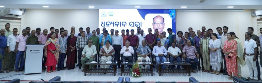 Farewell Ceremony Held at FMU Honouring Professor Sabyasachi Pattnaik on His Superannuation