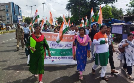 Fakir Mohan Autonomous College Organizes Tri-Colour March in Balasore City