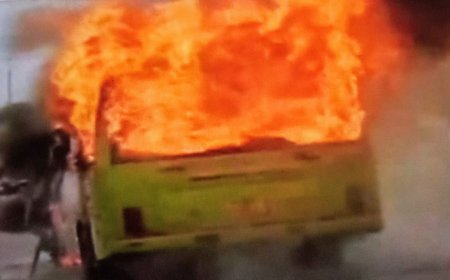 Ama Bus catches fire in Khordha; passengers escape unhurt
