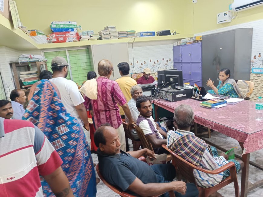 ପଞ୍ଜିକରଣ ପାଇଁ ଚାଷି ଦୌଡିଦୌଡି ନୟାନ୍ତ. ରାତି ଅଧଯାଏ ସୋସାଇଟରେ ଧାରଣା