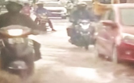 Heavy rainfall triggers waterlogging in Bhubaneswar & Cuttack