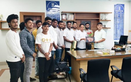 Youth Leader Seeman Das Mahapatra Meets New Eastern Range DIG to Discuss City Law and Traffic Issues
