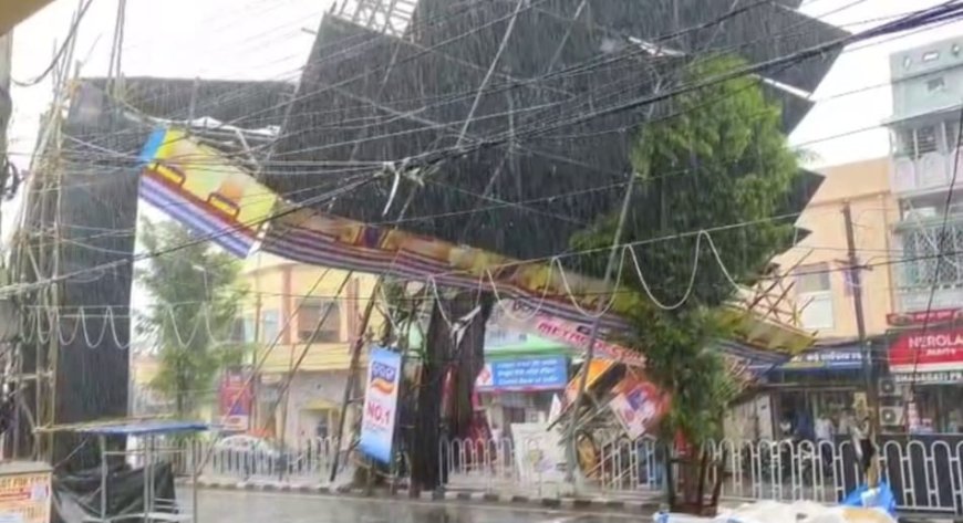 Puja Mandap canopy collapses in Cuttack; 3 injured