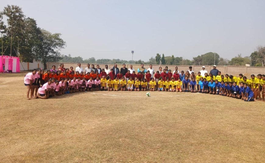 Play & Blosoom Interschool Friendly Football Match held among girl students of 6 schools