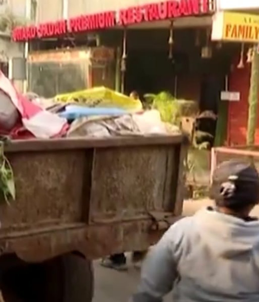 Mayor imposes fines worth lakhs of rupees at Unit-4 area