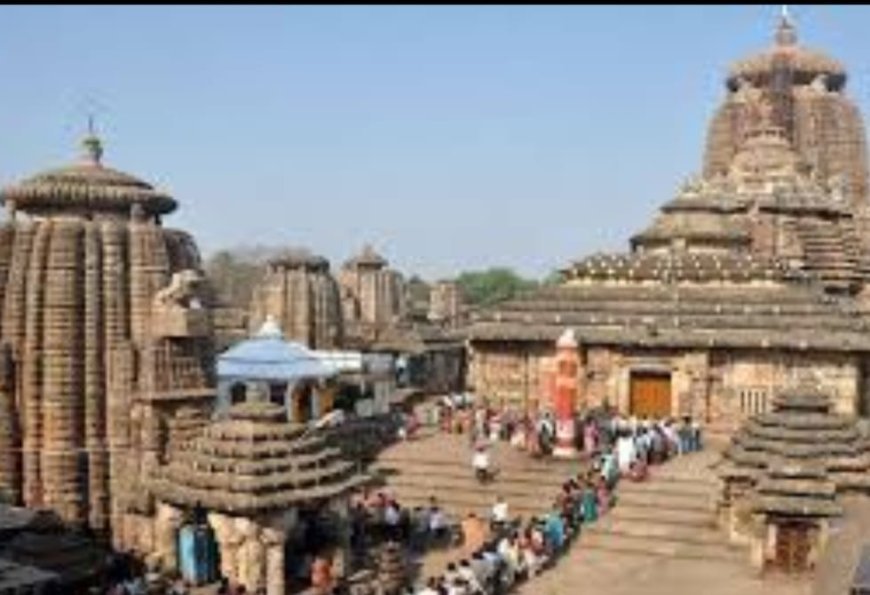 Daily rituals of Lord Lingaraj resume