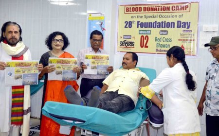 Blood Donation Camp Organised on the Occasion of the 28th Anniversary of Daily Newspaper ‘Paryabekshak’