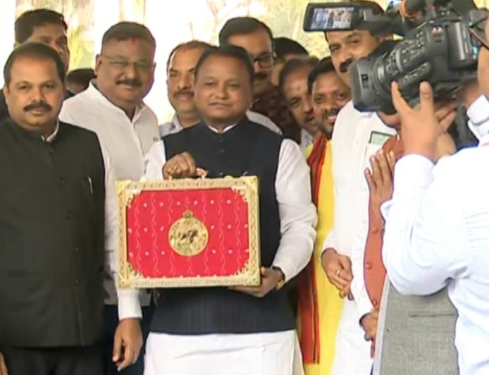 Odisha CM presents Rs 3.10 lakh crore Budget in Odisha Assembly, announces major welfare and infrastructure schemes