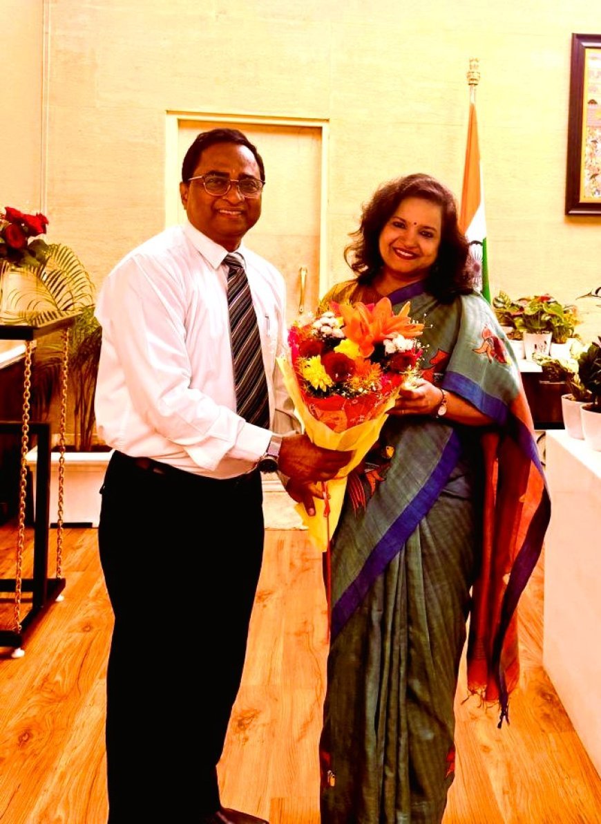 AIIMS Bhubaneswar Executive Director calls on Chief Secretary; comprehensive discussion held on strengthening healthcare services and collaborative initiatives