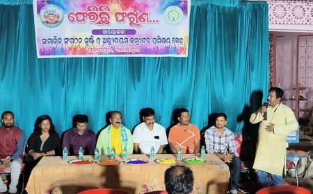 Phaguna Holi Meet Celebrated through Story and Poetry by ‘Srusti’ and ‘Abhyudayam’